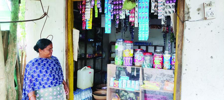 पार्षद की दुकान व शिक्षक के घर में चोरी पार्षद की दुकान व शिक्षक के घर में चोरी