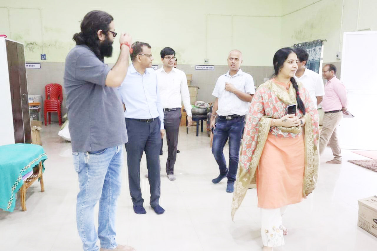 झारखंड  मनरेगा टीम ने बालाछापर स्थित रीपा का किया अवलोकन