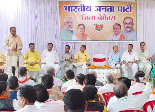 जनता परिवर्तन चाहती है, छग में बनेगी भाजपा की सरकार-राजेन्द्र