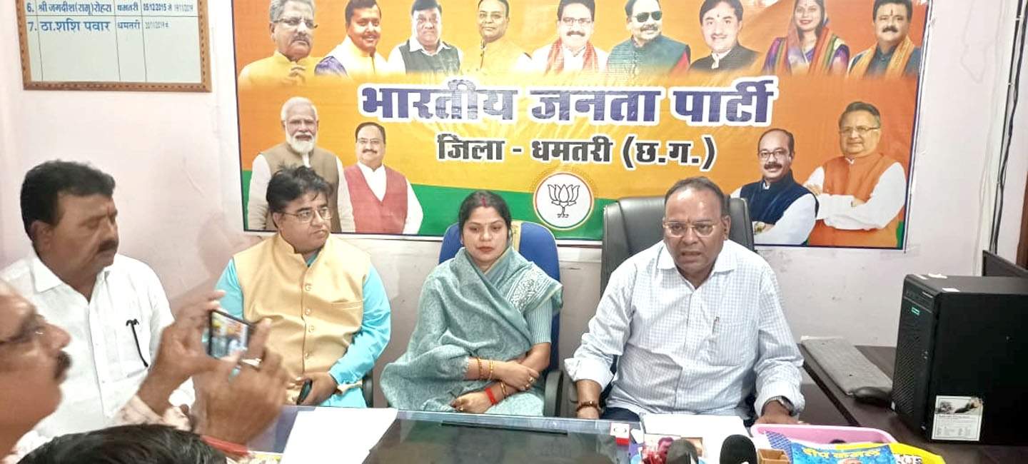 बारिश में भी अवैध रेत खनन जारी-अजय