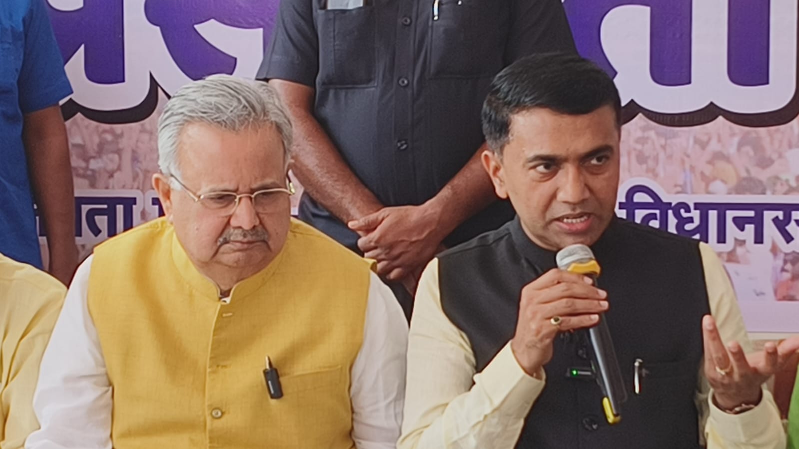 भूपेश सरकार चंद दिनों की मेहमान - गोवा सीएम भूपेश सरकार चंद दिनों की मेहमान - गोवा सीएम
