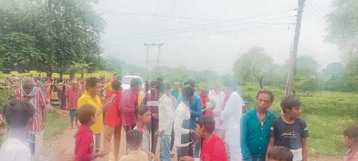 शोभायात्रा निकाल भोजली विसर्जित शोभायात्रा निकाल भोजली विसर्जित