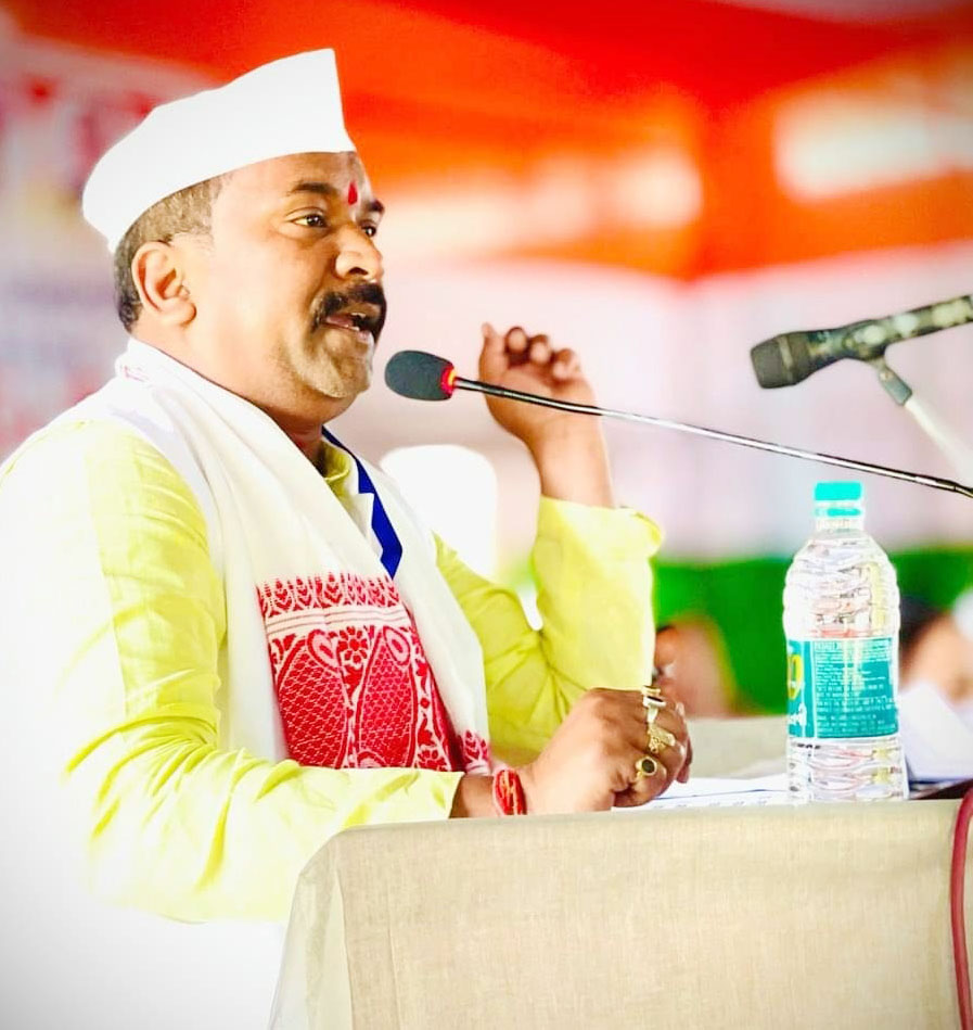 आम जनता तक प्राथमिकता से बुनियादी सुविधाएं पहुंचा रही  भूपेश सरकार - गुलाब