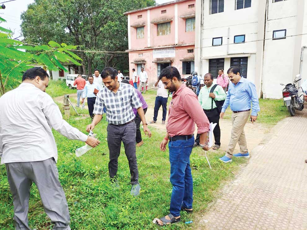स्वच्छता संवाद सह शपथ एवं स्वच्छता श्रमदान कार्यक्रम शुरू