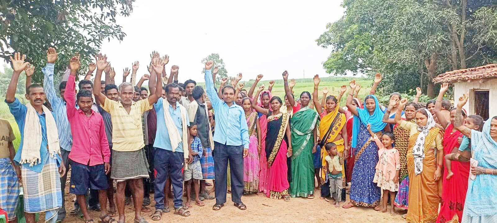 आजादी के 75 वर्ष बाद भी ग्राम पंचायत बूढ़ाडांड के ग्रामीण तरस रहे सडक़ के लिए