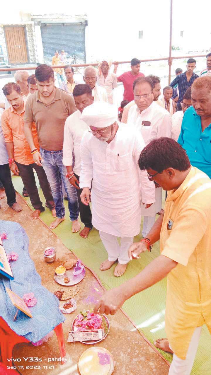 भगवान विश्वकर्मा दुनिया के सबसे पहले इंजीनियर है-होरा