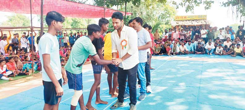 विश्वकर्मा जयंती पर कबड्डी स्पर्धा