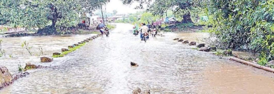 लगातार बारिश से सप्ताह भर के भीतर दूसरी बार बाढ़ का खतरा लगातार बारिश से सप्ताह भर के भीतर दूसरी बार बाढ़ का खतरा