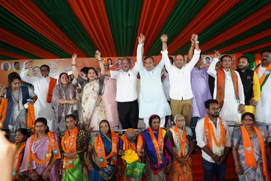 घोटालों और भ्रष्टाचार की सरकार है कांग्रेस-बृजमोहन