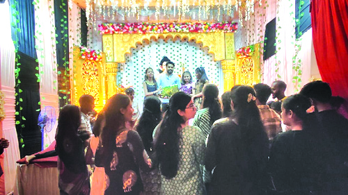 सांस्कृतिक कार्यक्रम में शामिल हुए जोगी कांग्रेस जिलाध्यक्ष शमसुल आलम सांस्कृतिक कार्यक्रम में शामिल हुए जोगी कांग्रेस जिलाध्यक्ष शमसुल आलम