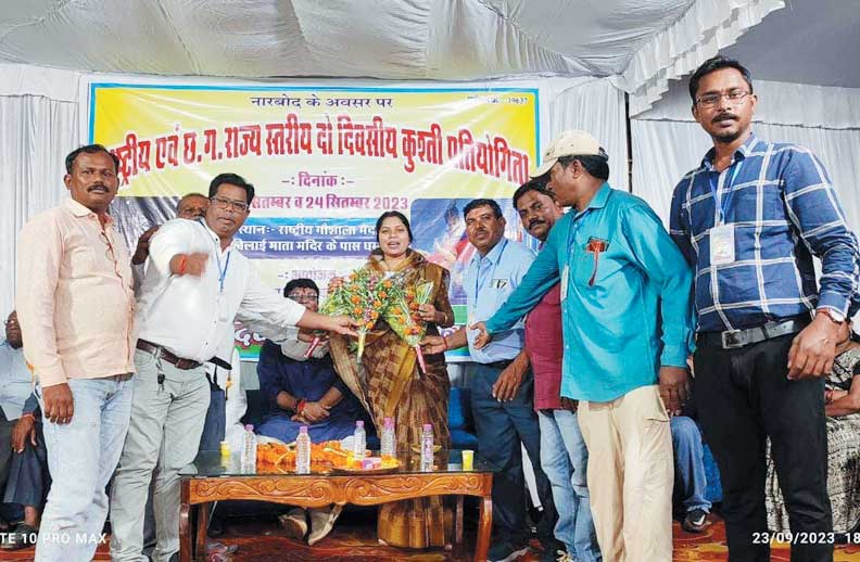 कुश्ती हो या आम जीवन इंसान को दांव सही समय पर सही तरीके से लगाना चाहिए-रंजना कुश्ती हो या आम जीवन इंसान को दांव सही समय पर सही तरीके से लगाना चाहिए-रंजना