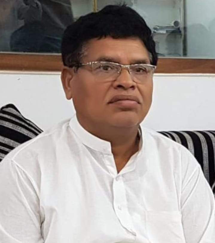 कांग्रेस सरकार की जनहितैषी योजनाओं से सभी लोगों को हो रहा है लाभ - धनेश कांग्रेस सरकार की जनहितैषी योजनाओं से सभी लोगों को हो रहा है लाभ - धनेश