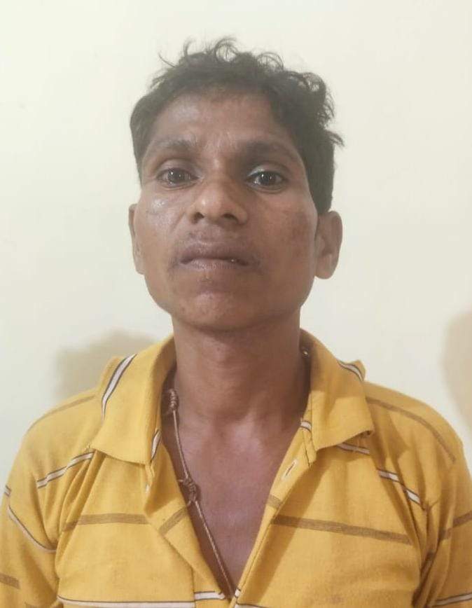 आठ माह बाद आरक्षक के अपहरण और हत्या में शामिल नक्सली गिरफ्तार आठ माह बाद आरक्षक के अपहरण और हत्या में शामिल नक्सली गिरफ्तार