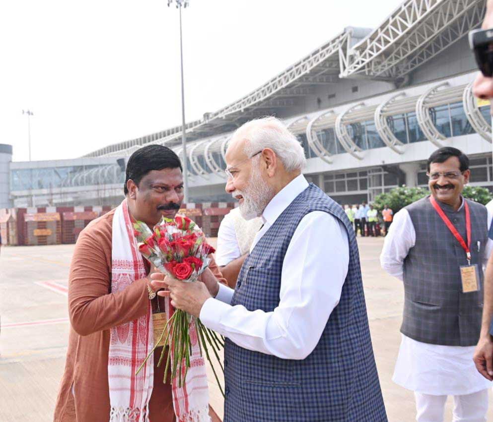 बस्तर बंद मोदी की रैलियों में उमड़ती भीड़ से तिलमिलाई कांग्रेस का नया पैंतरा-विकास