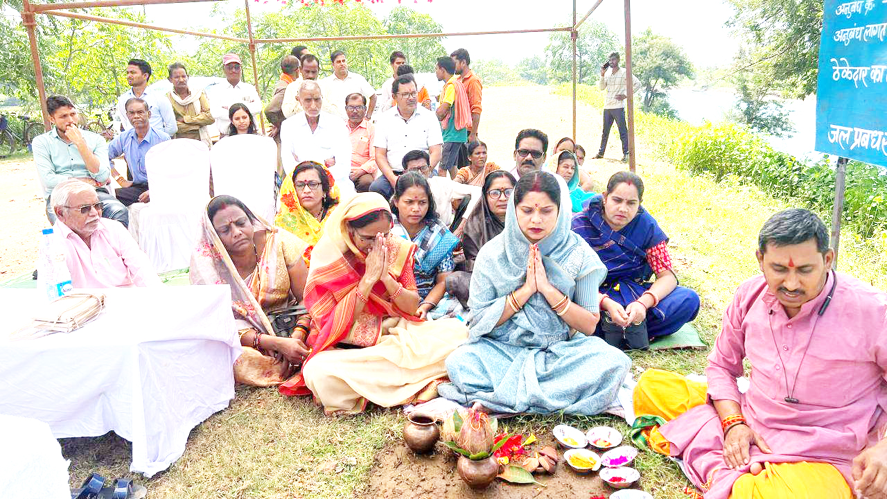 विधायक ने रुद्री में किया विकास कार्य का भूमिपूजन