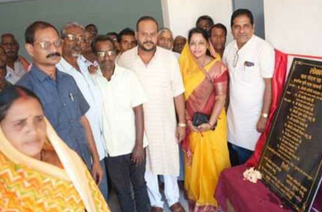 जिपं सभापति ने किया खाद गोदाम का लोकार्पण