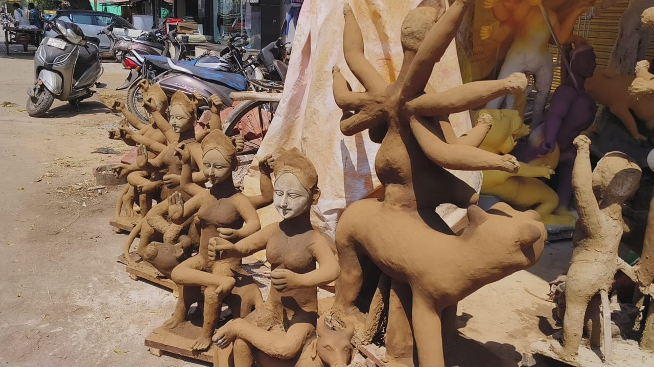 मंदिरों में जोत स्थापना की तैयारी जोरों पर मंदिरों में जोत स्थापना की तैयारी जोरों पर