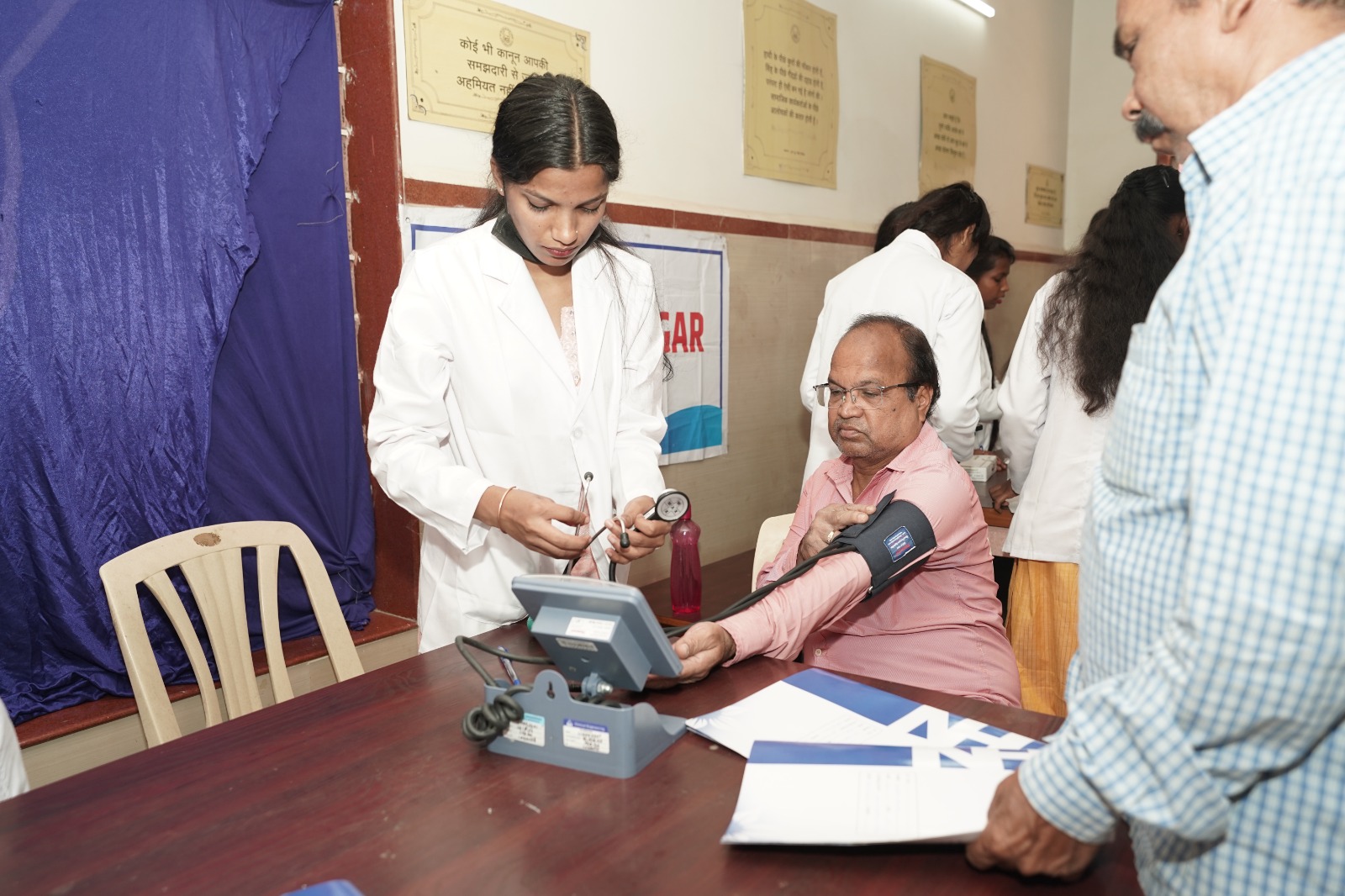 नि:शुल्क चिकित्सा परामर्श शिविर, सैकड़ों लाभांवित