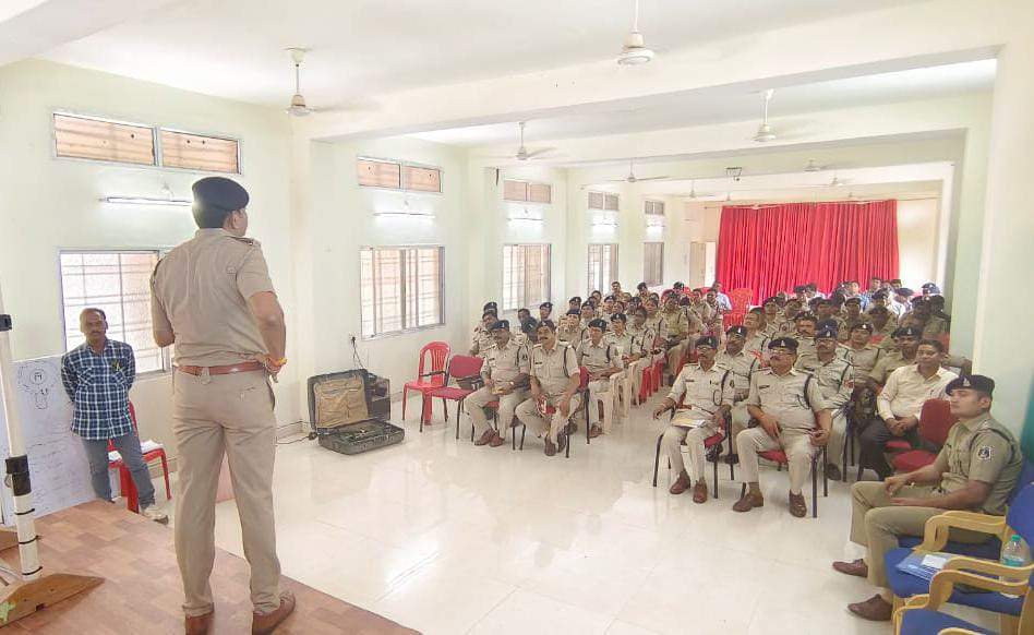 विधानसभा चुनाव को देखते हुए वीवीआई/ वीआईपी सुरक्षा ड्यूटी के लिए दी ट्रेनिंग