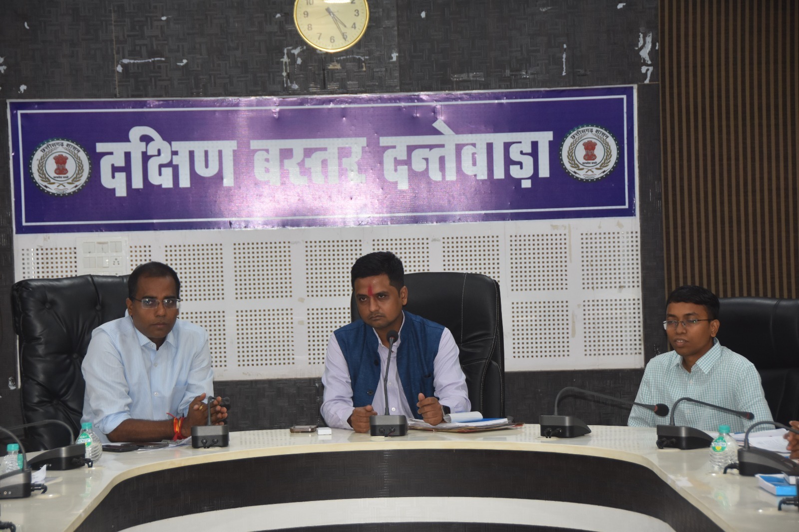 चुनावी खर्च की करें निगरानी - प्रेक्षक