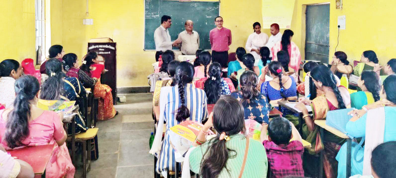 चुनाव कार्य में बाधा डालने और अशांति फैलाने वालों की खैर नहीं