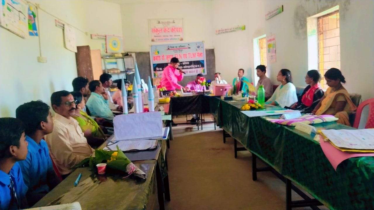 संकुल कोपरा में कबाड़  से जुगाड़ स्पर्धा