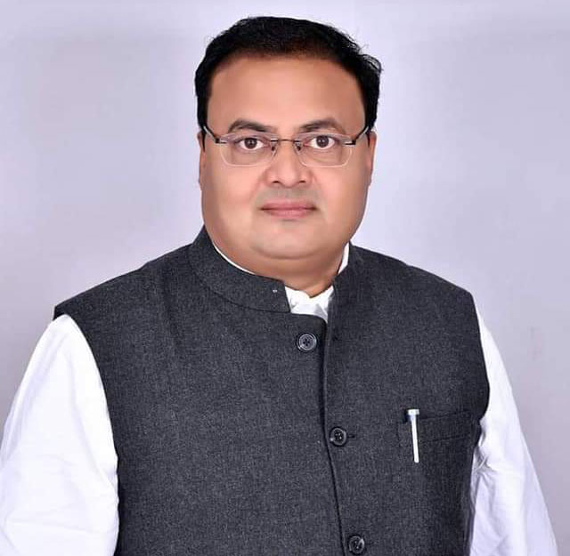 बलौदाबाजार विधायक प्रमोद शर्मा ने ख़रीदे दो सीटों से नामांकन फार्म