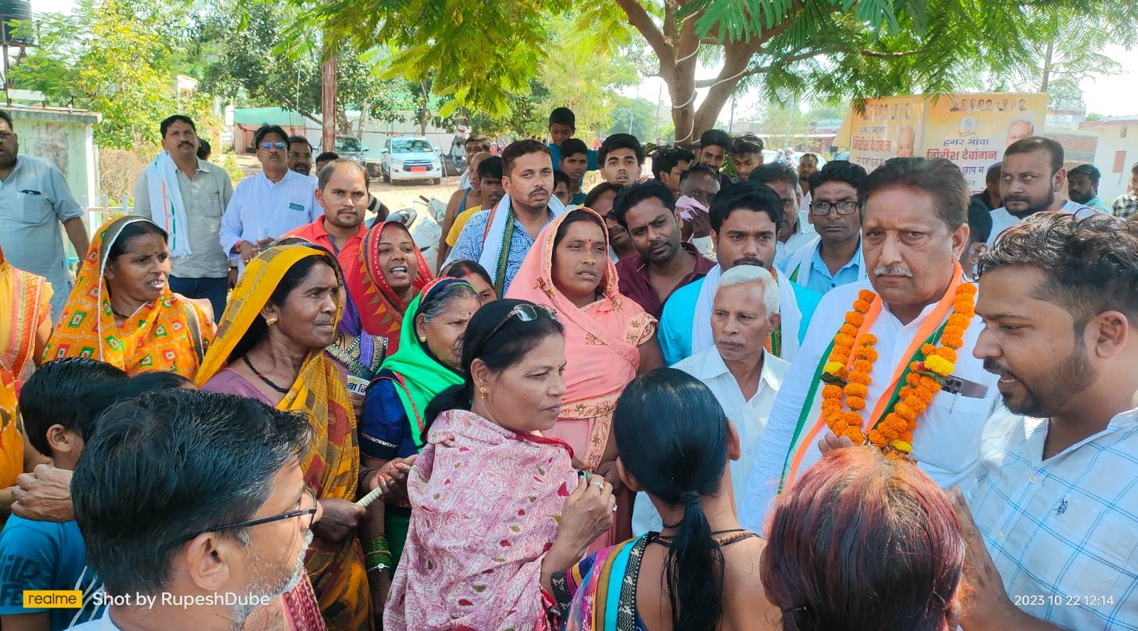 स्वच्छ भारत मिशन के हितग्राहियों के हितों की उड़ाई धज्जियां-गिरीश स्वच्छ भारत मिशन के हितग्राहियों के हितों की उड़ाई धज्जियां-गिरीश