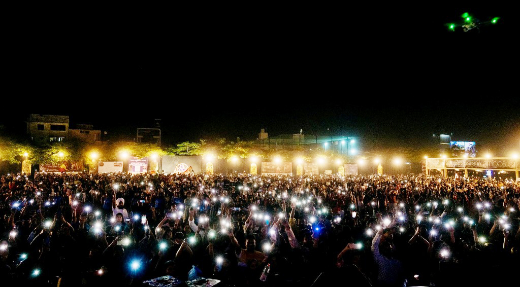 स्वीप गरबा : डांडिया खेलते 10 हजार  लोगों ने ली मतदान की शपथ