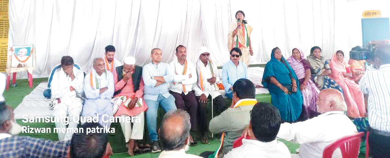 कार्यकर्ता सम्मेलन में जुटे कांग्रेसियों ने कहा- मेरा बूथ मेरी जिम्मेदारी 