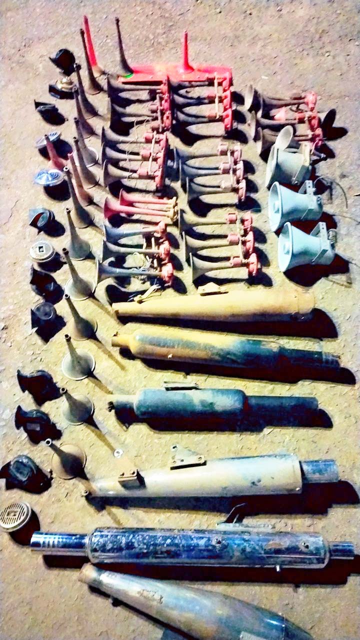 प्रेशर हार्न और साइलेंसर लगी 128 गाडिय़ों पर कार्रवाई