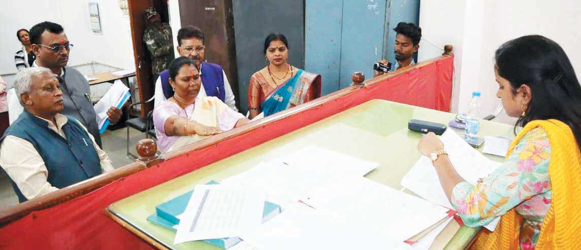 पाचवें दिन 6 नामांकन पत्र दाखिल