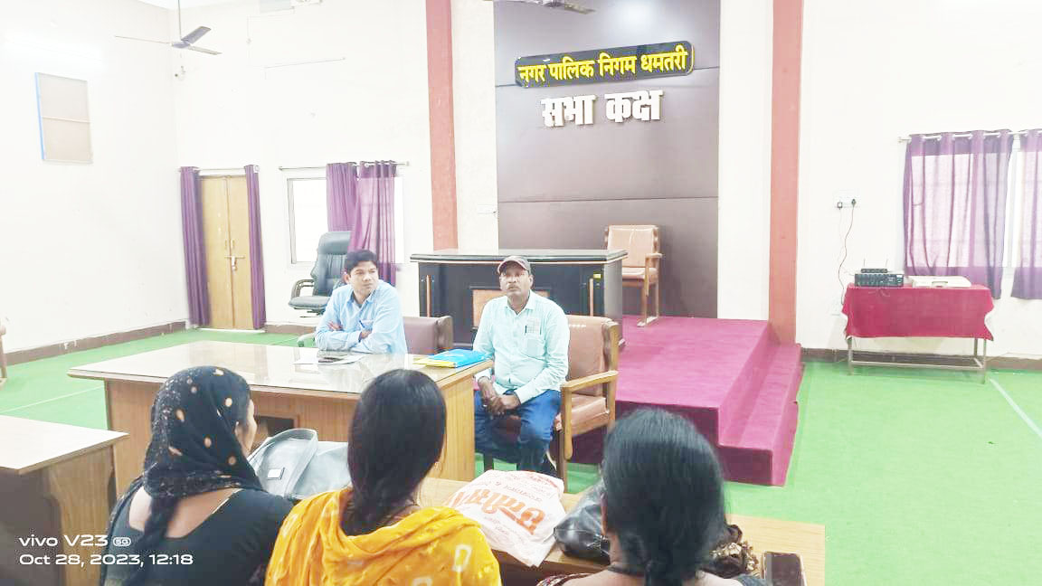 त्योहारी सीजन को देखते हुए शत-प्रतिशत कचरा कलेक्शन के निर्देश