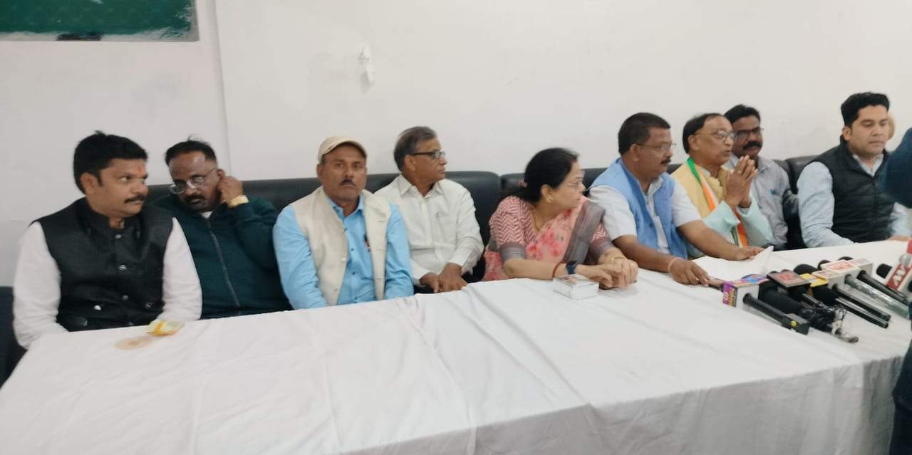 चिरमिरी में रोजगार के संसाधनों को बढ़ाने और विकसित करने की जरूरत-रमेश