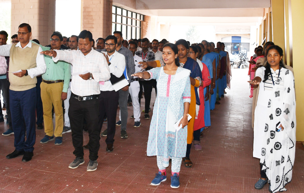 सरदार वल्लभ भाई पटेल की जयंती पर कलेक्टर ने दिलाई एकता की शपथ