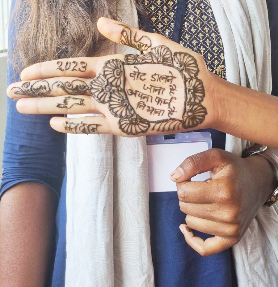 राष्ट्रीय एकता दिवस पर महाविद्यालयों में स्वीप कार्यक्रम  के तहत विविध प्रतियोगिताओं का आयोजन