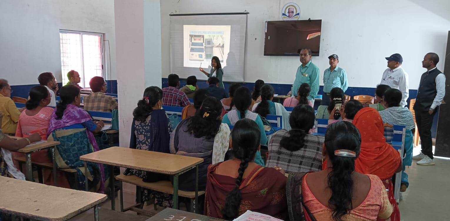 संगवारी, दिव्यांग व युवा मतदान दल के कर्मियों को प्रशिक्षण 