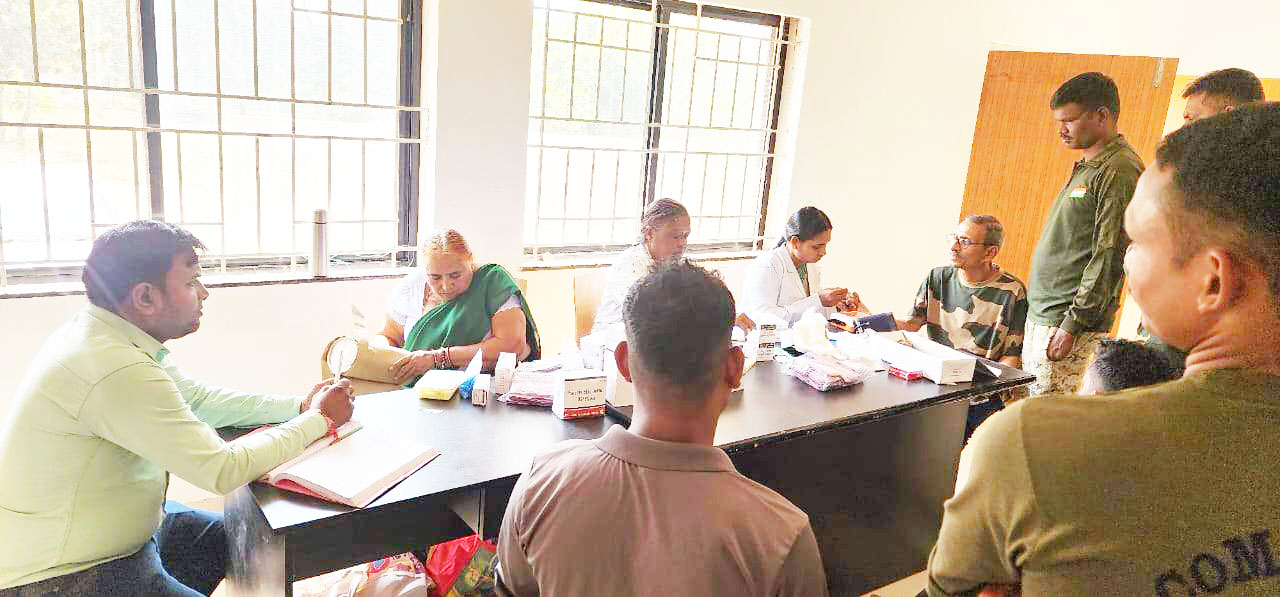180 जवानों ने शिविर में कराया जांच