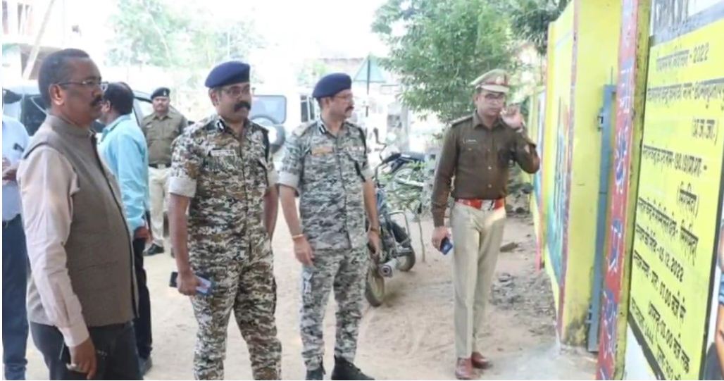 देखें VIDEO : नक्सल गतिविधियों की निगरानी ड्रोन-हेलीकॉप्टर से