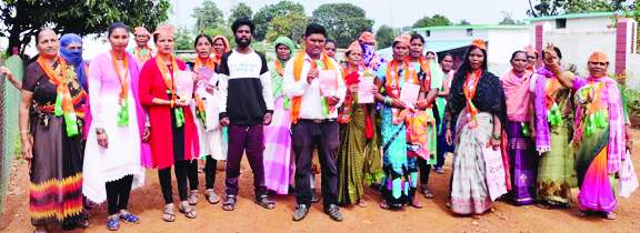 प्रचार के अंतिम दिन बीजेपी ने किया जनसंपर्क