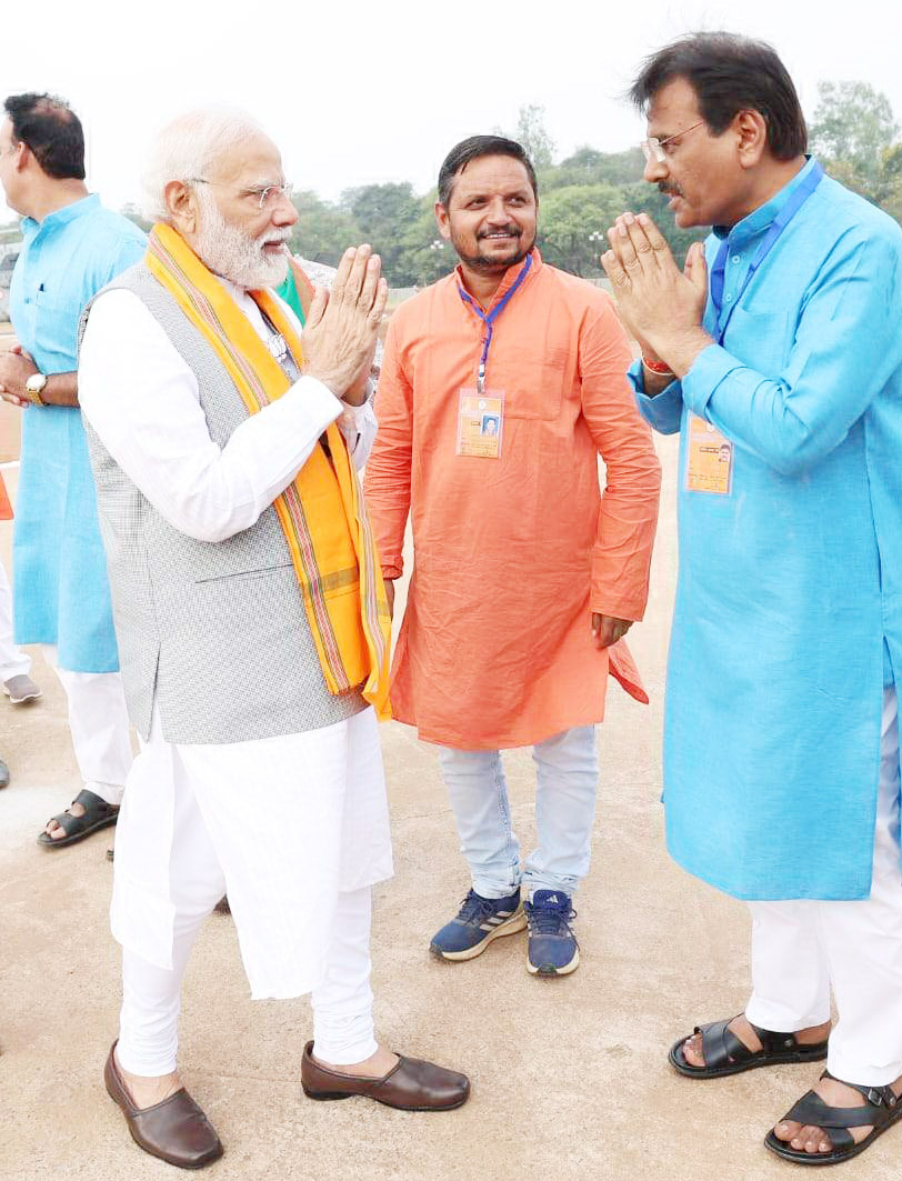 पीएम मोदी से प्रदेश भाजपा कार्यकारिणी सदस्य शर्मा ने की मुलाकात