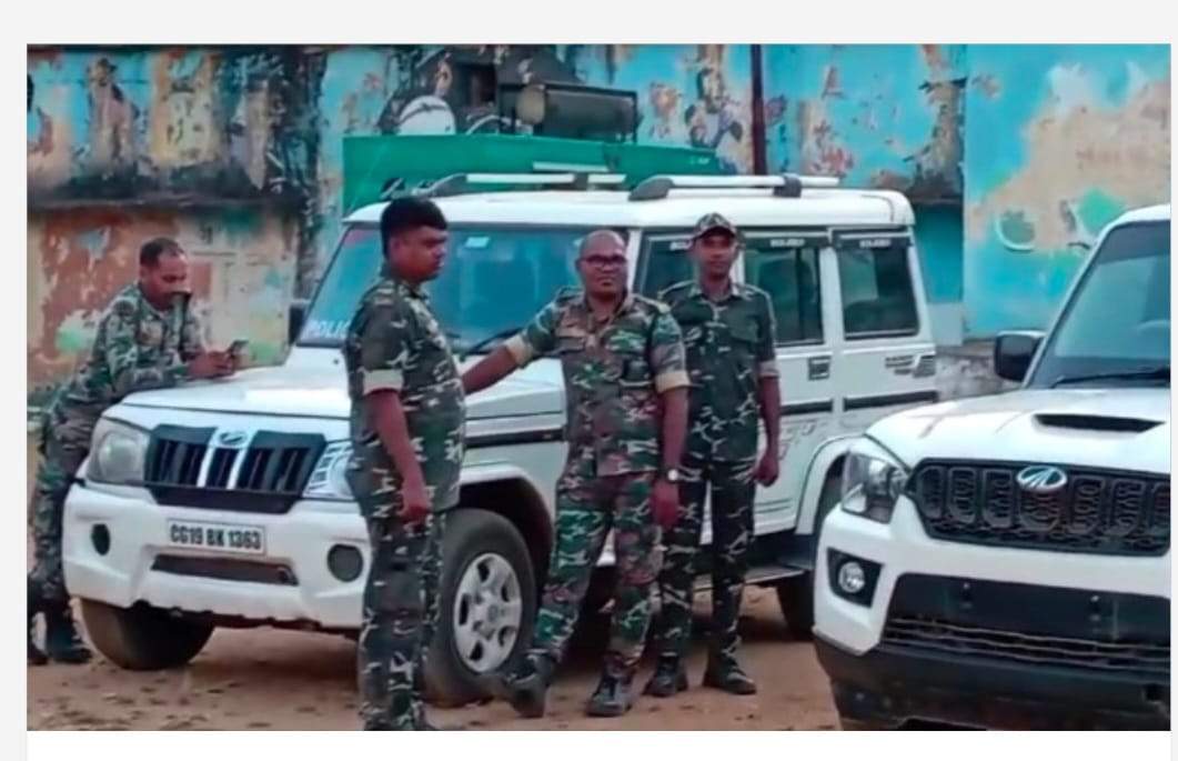 नक्सल विस्फोट, एक जवान घायल नक्सल विस्फोट, एक जवान घायल