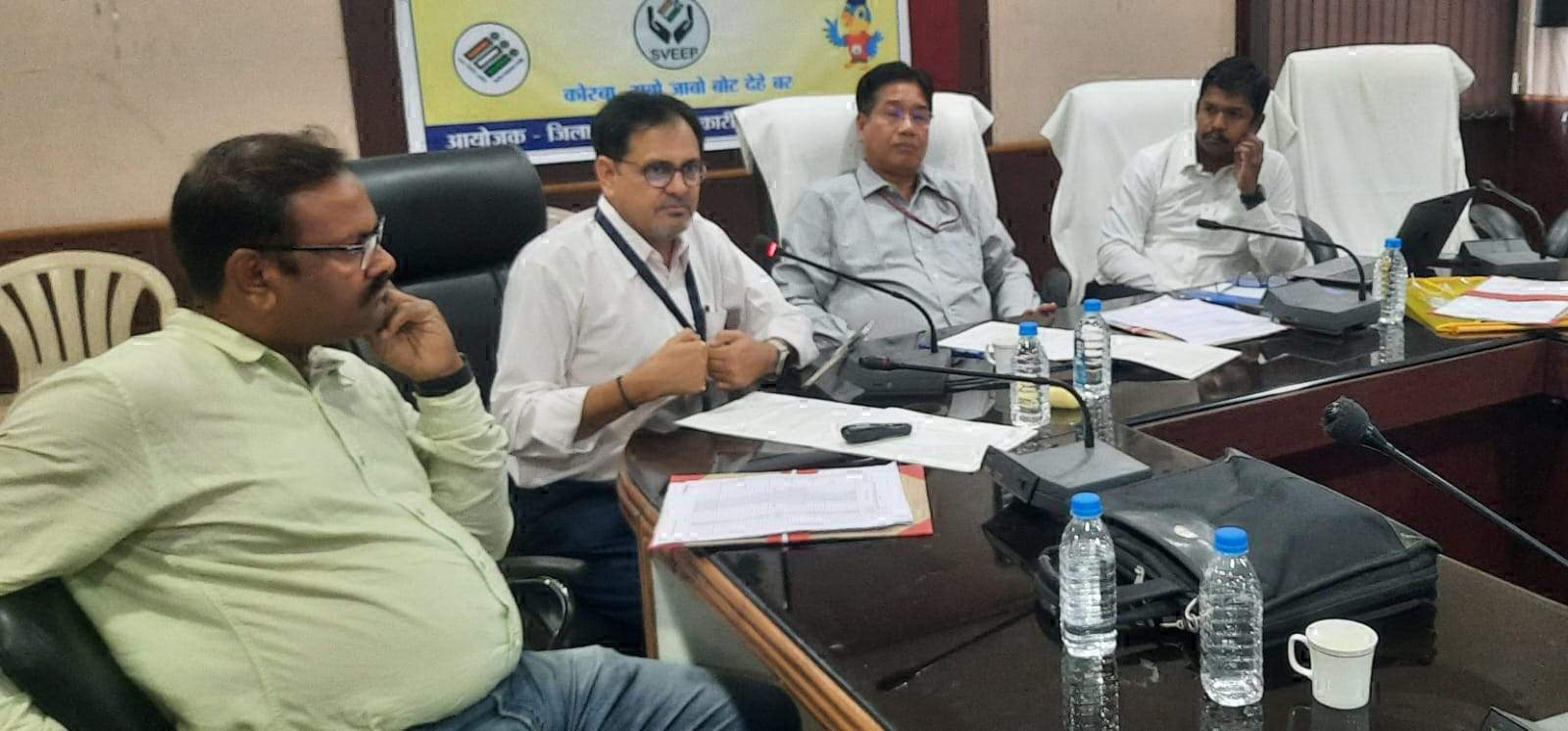 चुनाव कार्यों में सहभागिता देना गर्व का विषय-प्रेक्षक