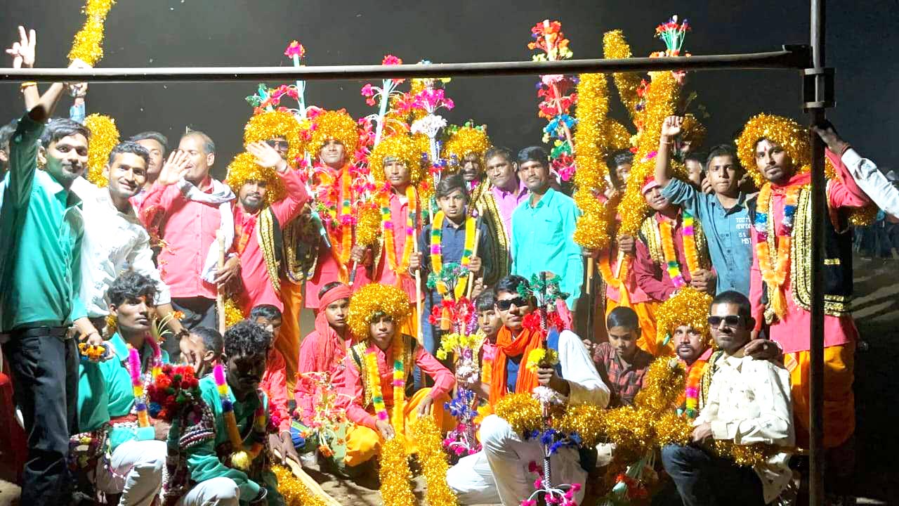 गोरदी में धूमधाम से मनाया मातर 