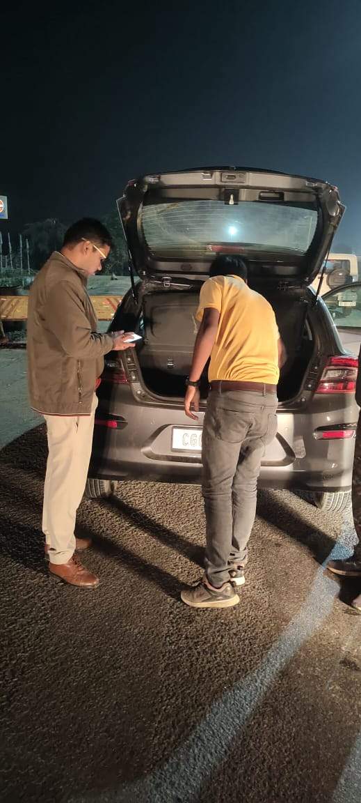 पुलिस की जांच अभियान जारी पुलिस की जांच अभियान जारी