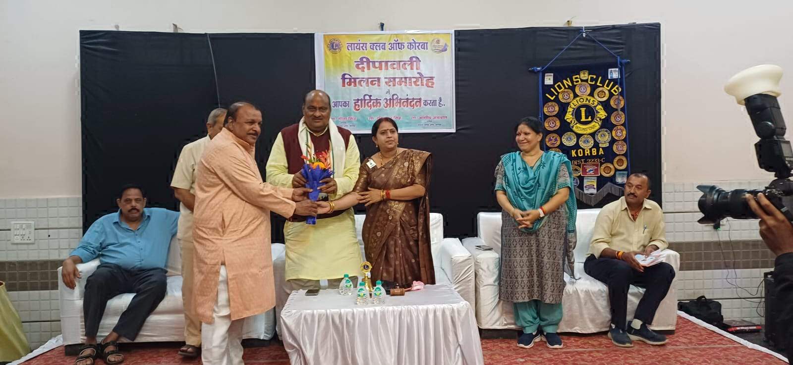 लायंस क्लब ने मनाया दीपावली मिलन समारोह