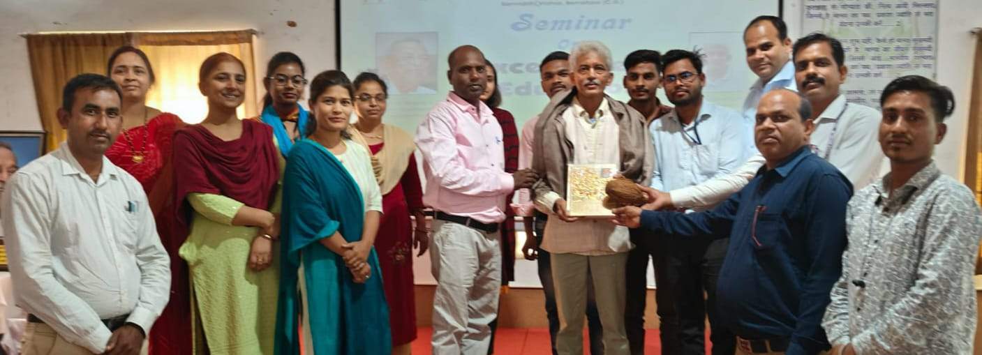 अनुभवों को व्यक्त करना ही शिक्षा है-डॉ. भट्टाचार्य