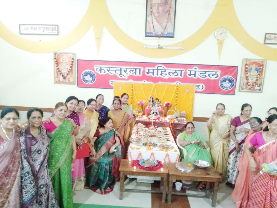 दीपावली मिलन व अन्नकूट महोत्सव की बिखरी छटा