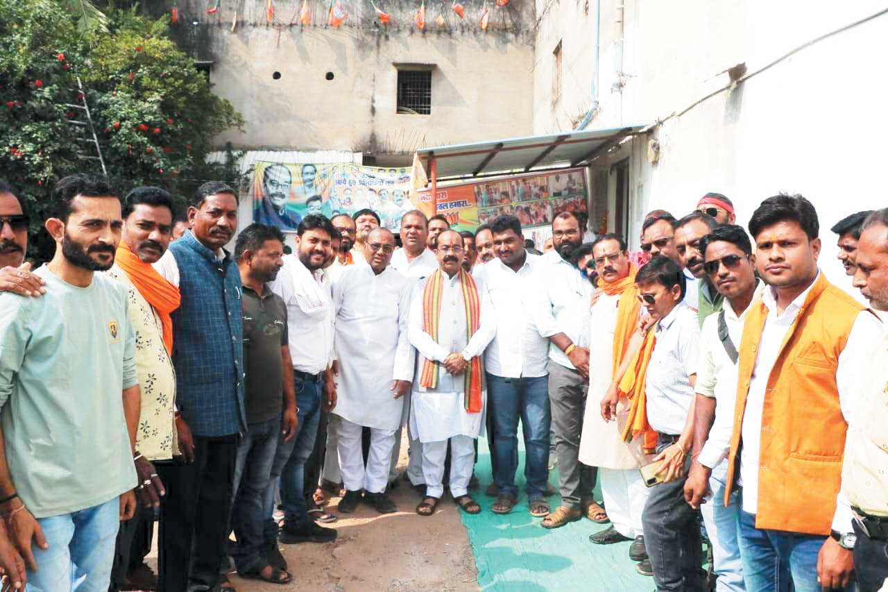 भाजपा प्रदेश अध्यक्ष ने जन्मदिन पर की महामाया देवी की पूजा-अर्चना, लिया आशीर्वाद