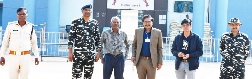 सहायक मुख्य निर्वाचन पदाधिकारी ने मतगणना स्थल का किया निरीक्षण